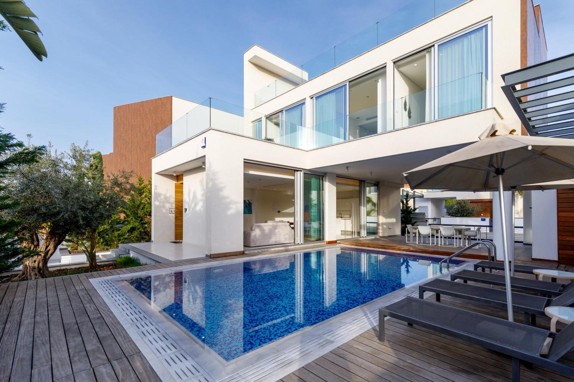 Seaview Luxury Villa Jacuzzi & Pool! 2 Min Beach プロタラス エクステリア 写真