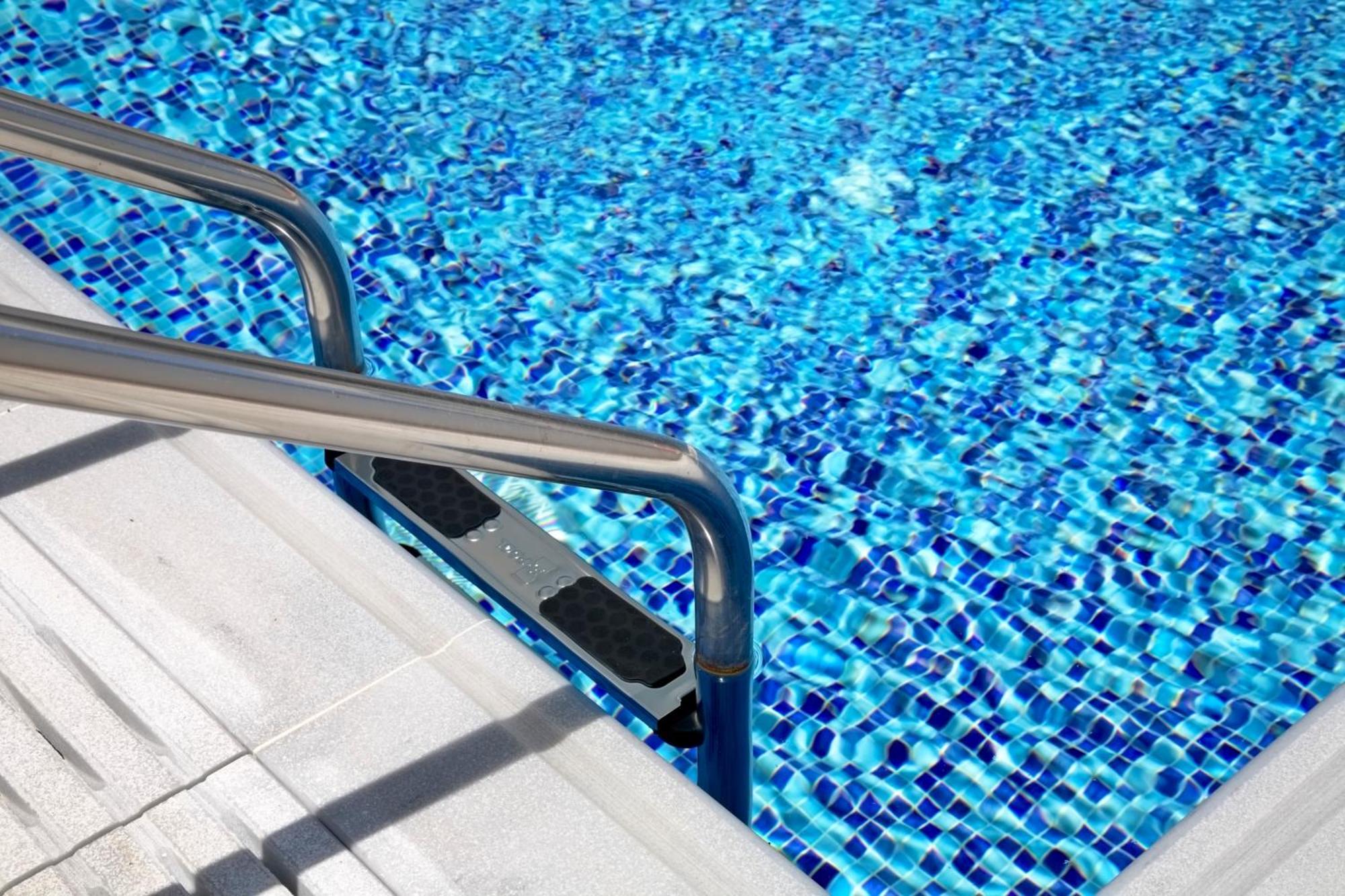 Seaview Luxury Villa Jacuzzi & Pool! 2 Min Beach プロタラス エクステリア 写真